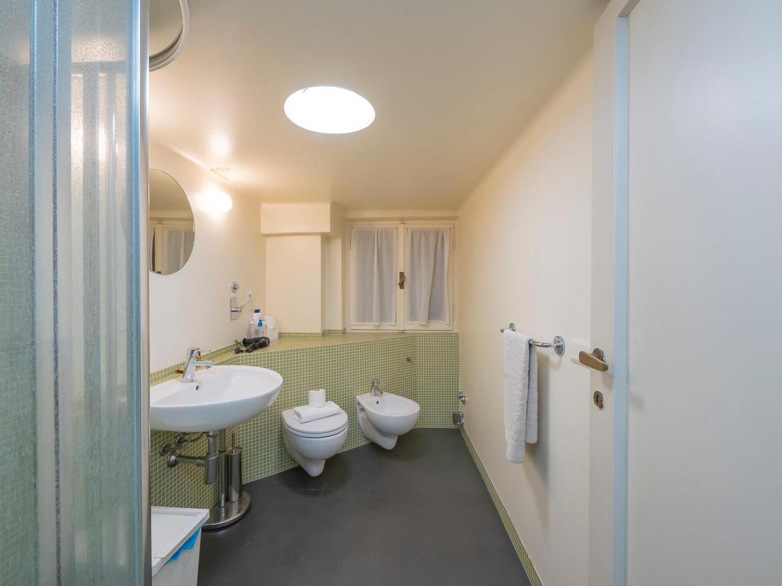 I Host - Lamarmora 3a Appartement